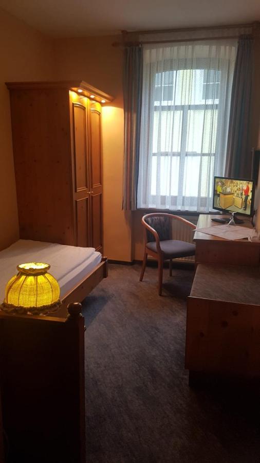 Hotel-Restaurant-Krone Bad Brückenau エクステリア 写真