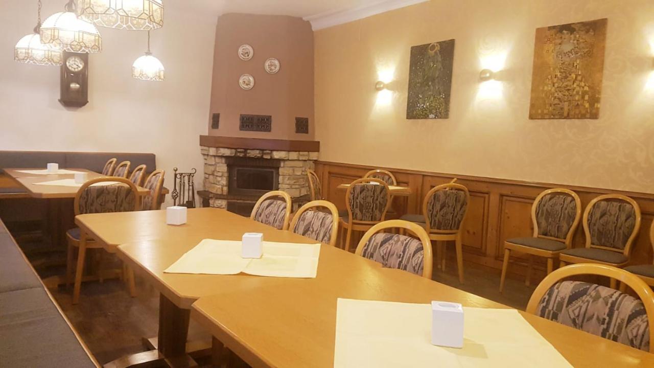 Hotel-Restaurant-Krone Bad Brückenau エクステリア 写真