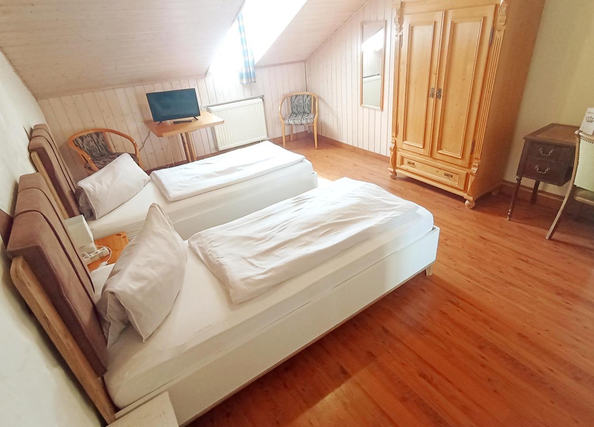 Hotel-Restaurant-Krone Bad Brückenau エクステリア 写真